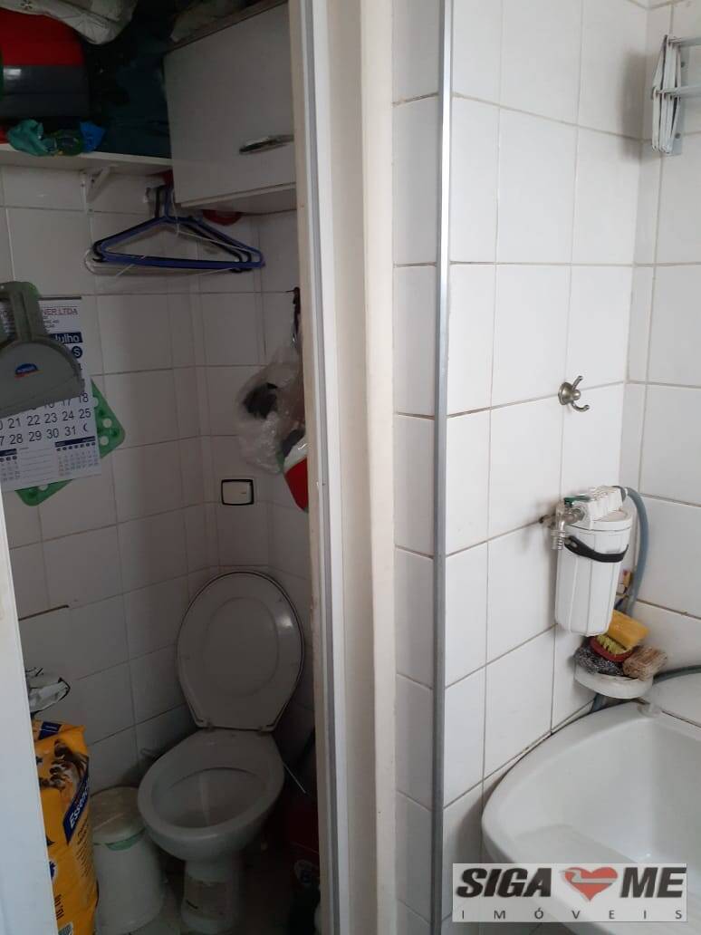 Apartamento à venda com 2 quartos, 68m² - Foto 18