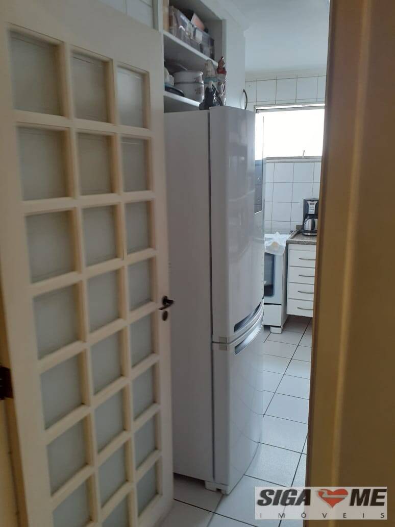 Apartamento à venda com 2 quartos, 68m² - Foto 22