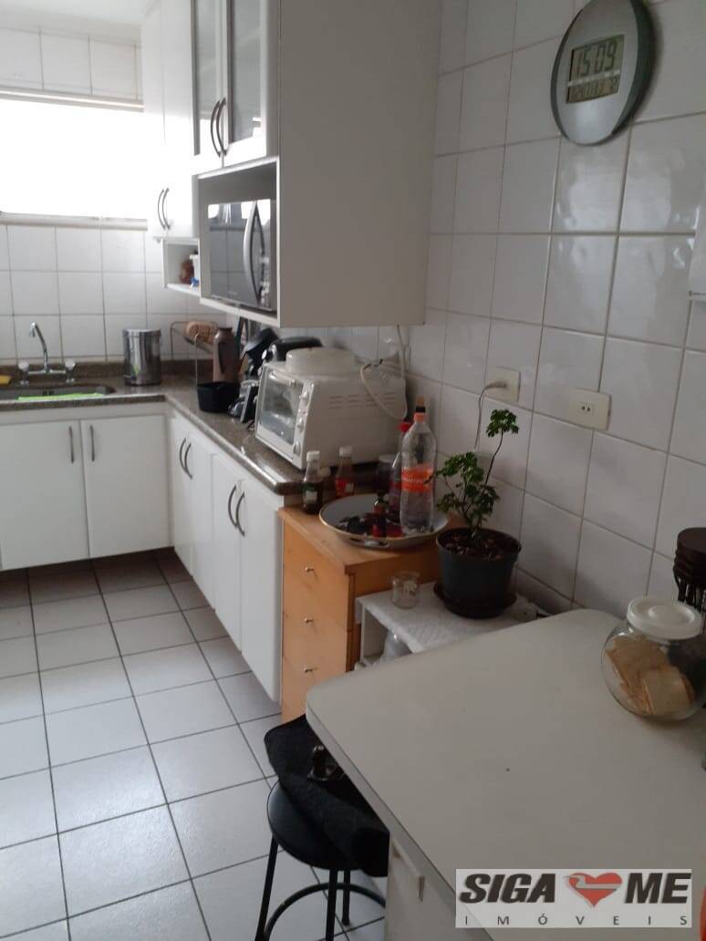 Apartamento à venda com 2 quartos, 68m² - Foto 19