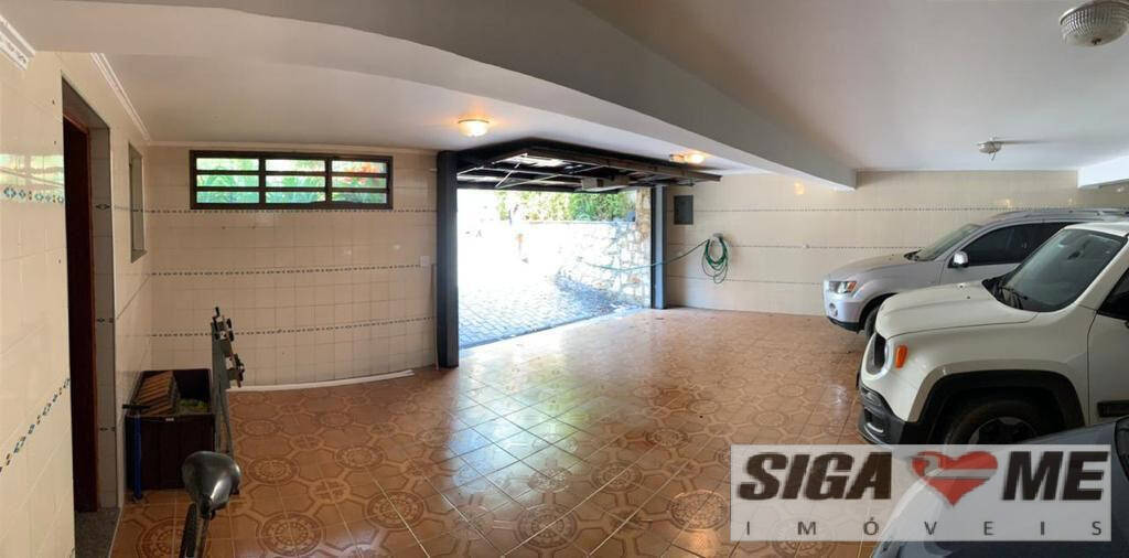 Casa à venda e aluguel com 4 quartos, 300m² - Foto 34