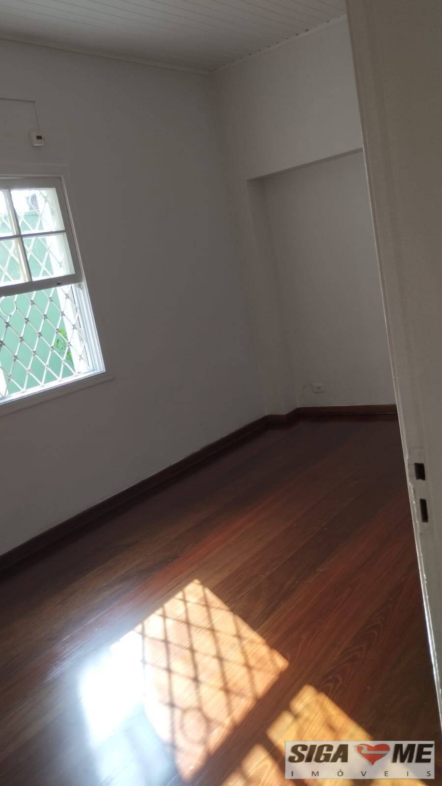 Casa para alugar com 3 quartos, 250m² - Foto 38