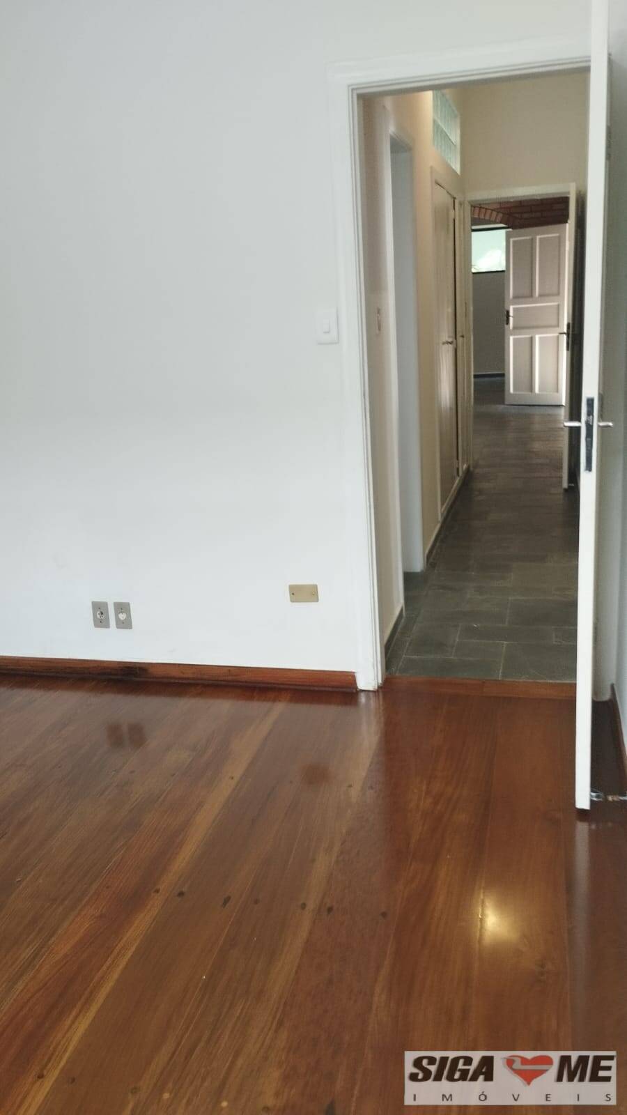 Casa para alugar com 3 quartos, 250m² - Foto 42