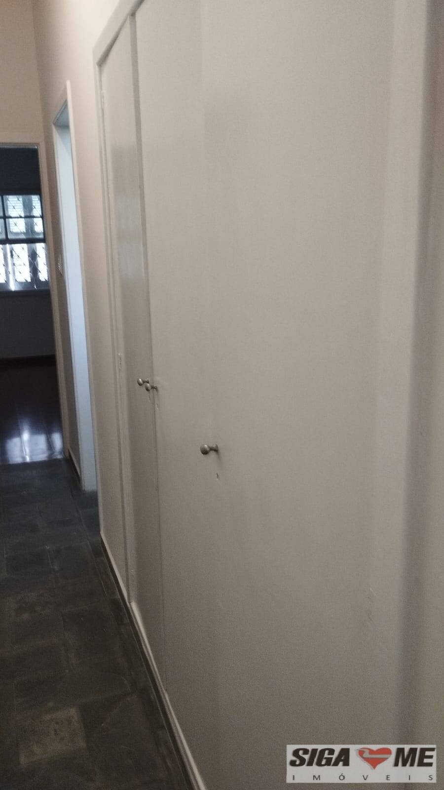 Casa para alugar com 3 quartos, 250m² - Foto 25