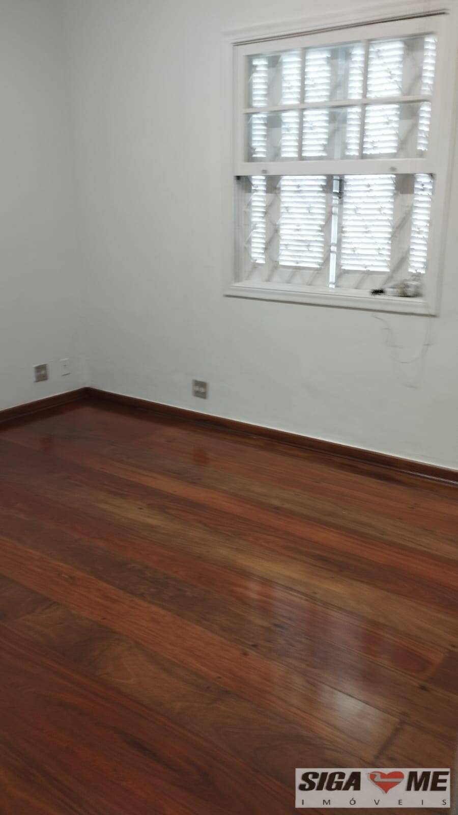 Casa para alugar com 3 quartos, 250m² - Foto 36