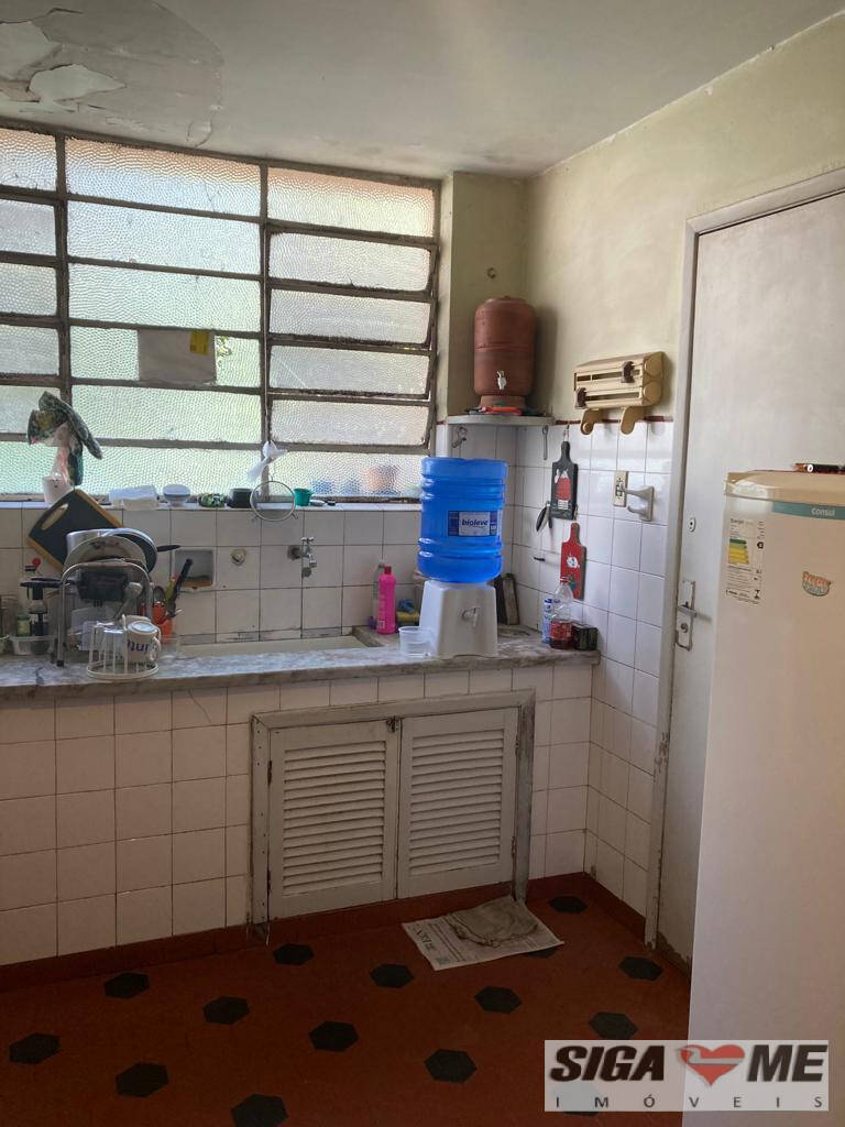 Casa à venda com 5 quartos, 235m² - Foto 4