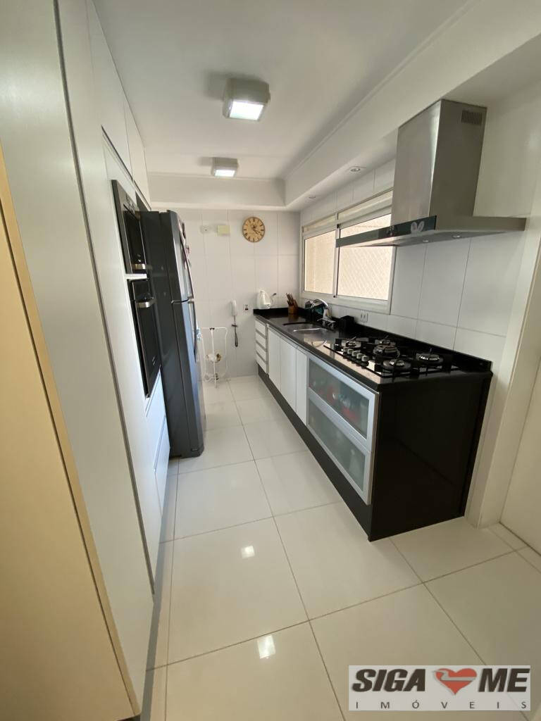 Apartamento à venda com 3 quartos, 160m² - Foto 19