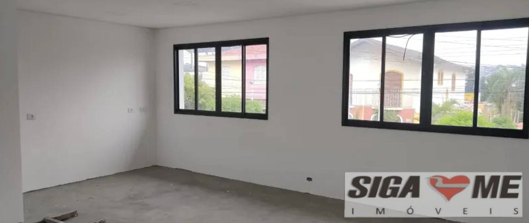 Casa à venda com 4 quartos, 210m² - Foto 3