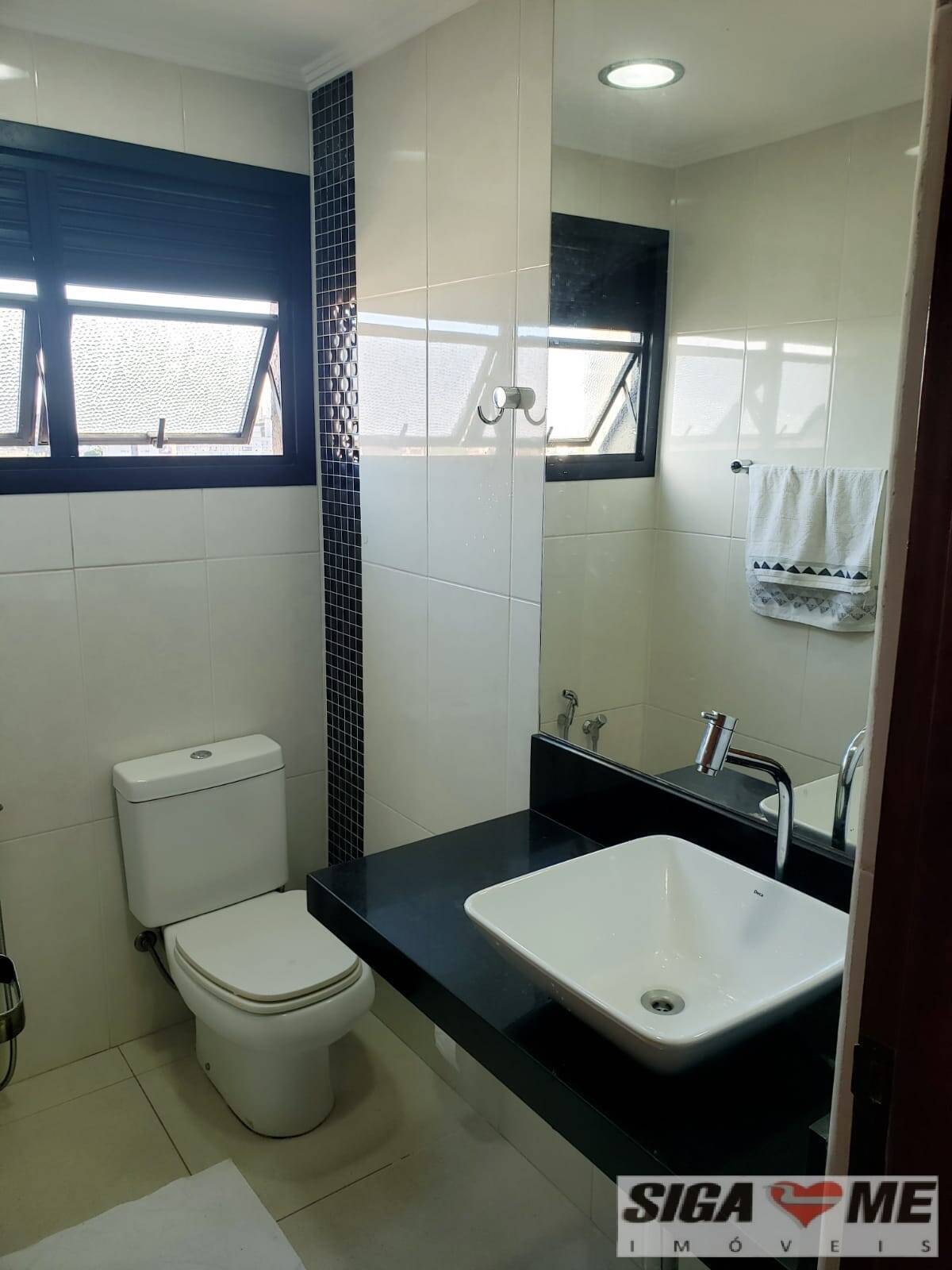 Apartamento à venda com 3 quartos, 220m² - Foto 17