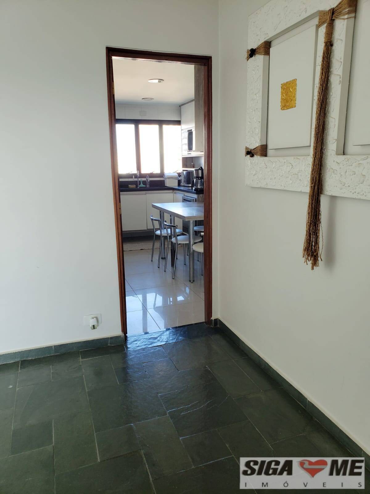 Apartamento à venda com 3 quartos, 220m² - Foto 25