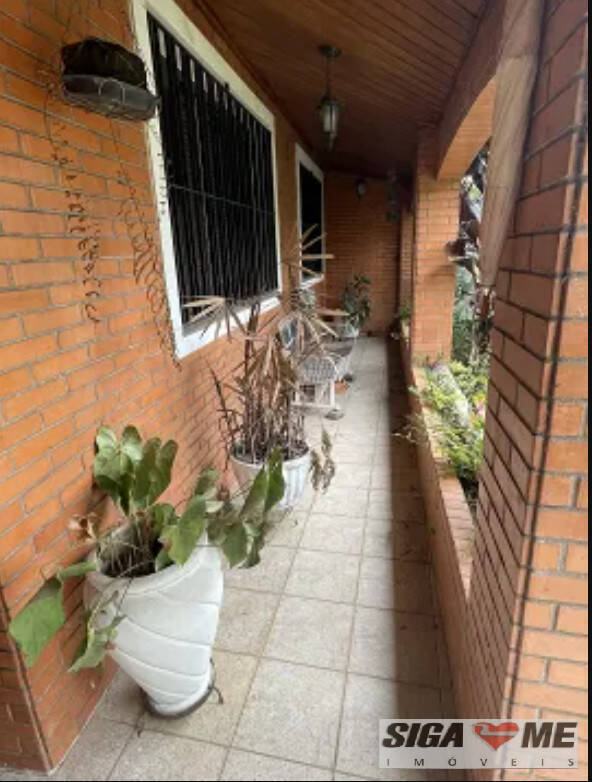 Casa à venda com 3 quartos, 350m² - Foto 3