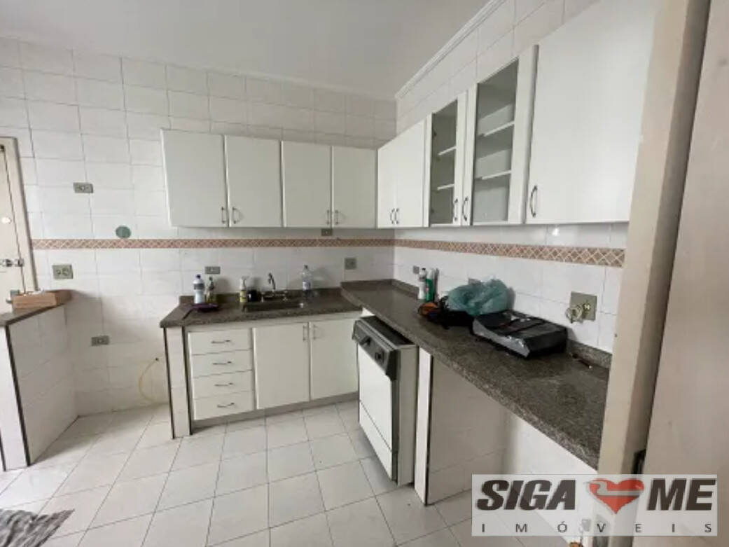 Casa à venda com 3 quartos, 350m² - Foto 11