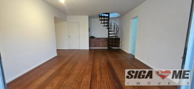 Apartamento à venda com 3 quartos, 202m² - Foto 3