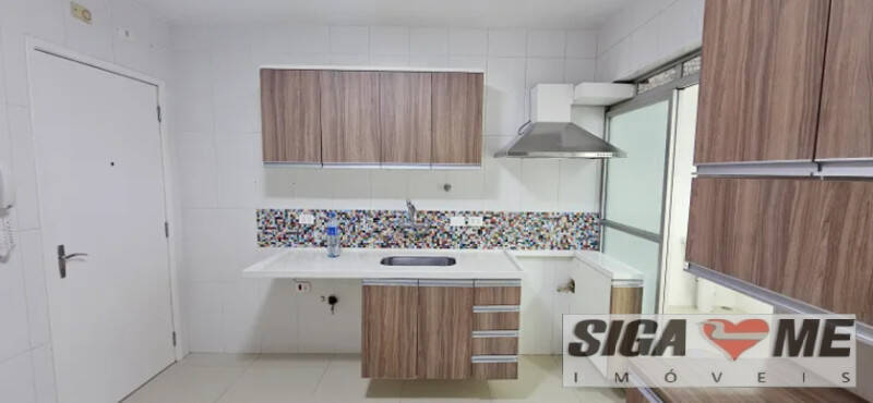 Apartamento à venda com 3 quartos, 202m² - Foto 6