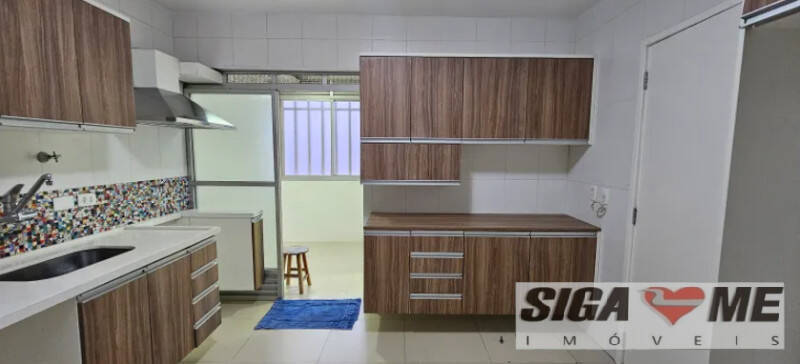 Apartamento à venda com 3 quartos, 202m² - Foto 5