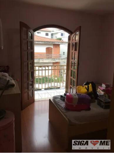 Casa à venda com 3 quartos, 180m² - Foto 2