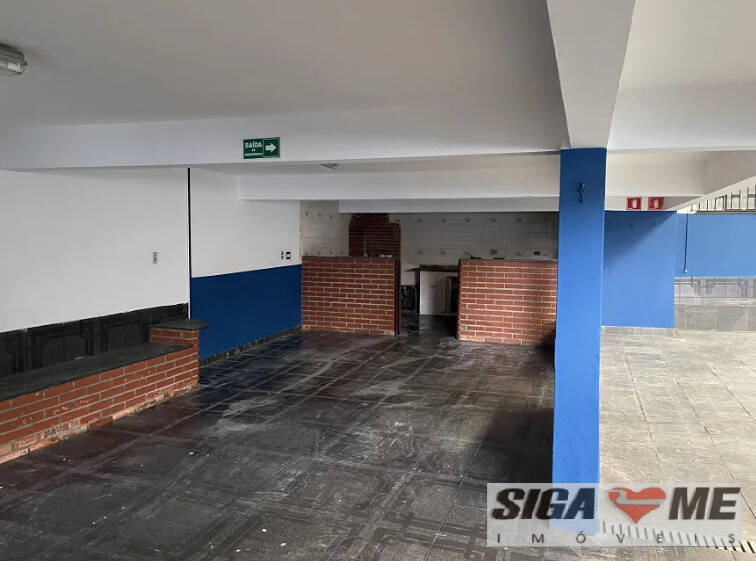 Casa à venda com 8 quartos, 242m² - Foto 3