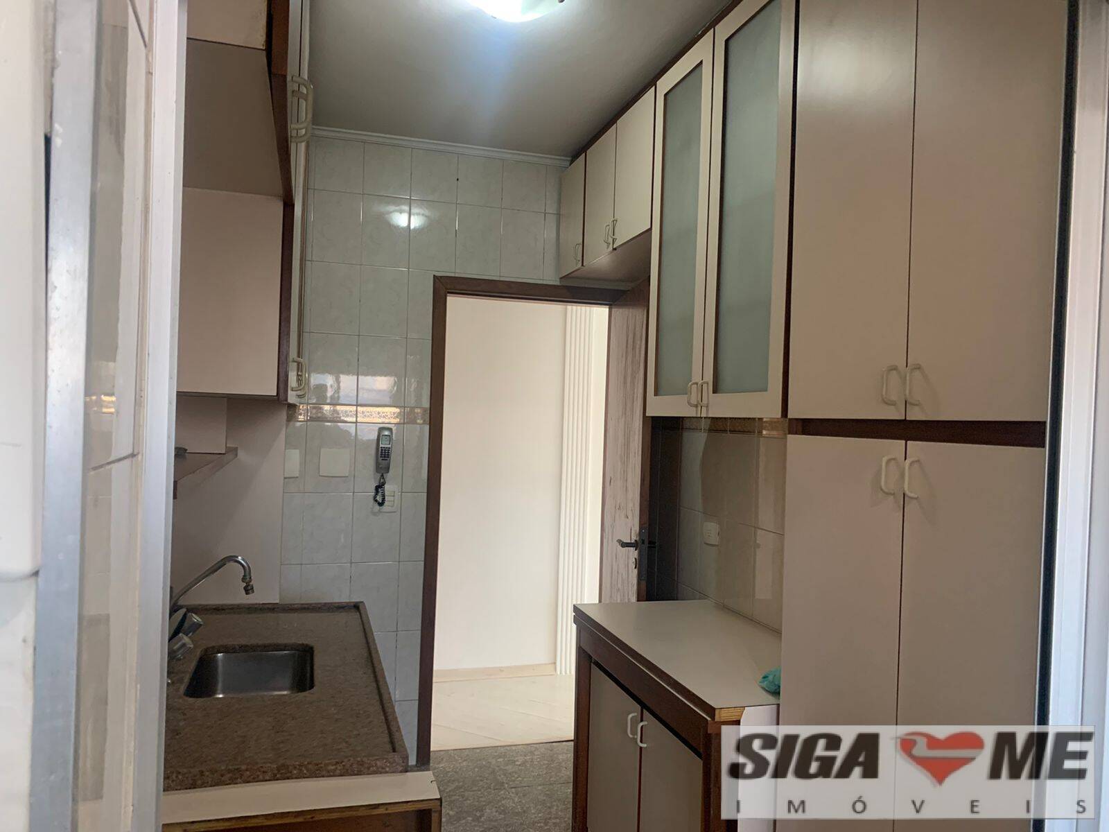 Apartamento para alugar com 2 quartos, 70m² - Foto 3