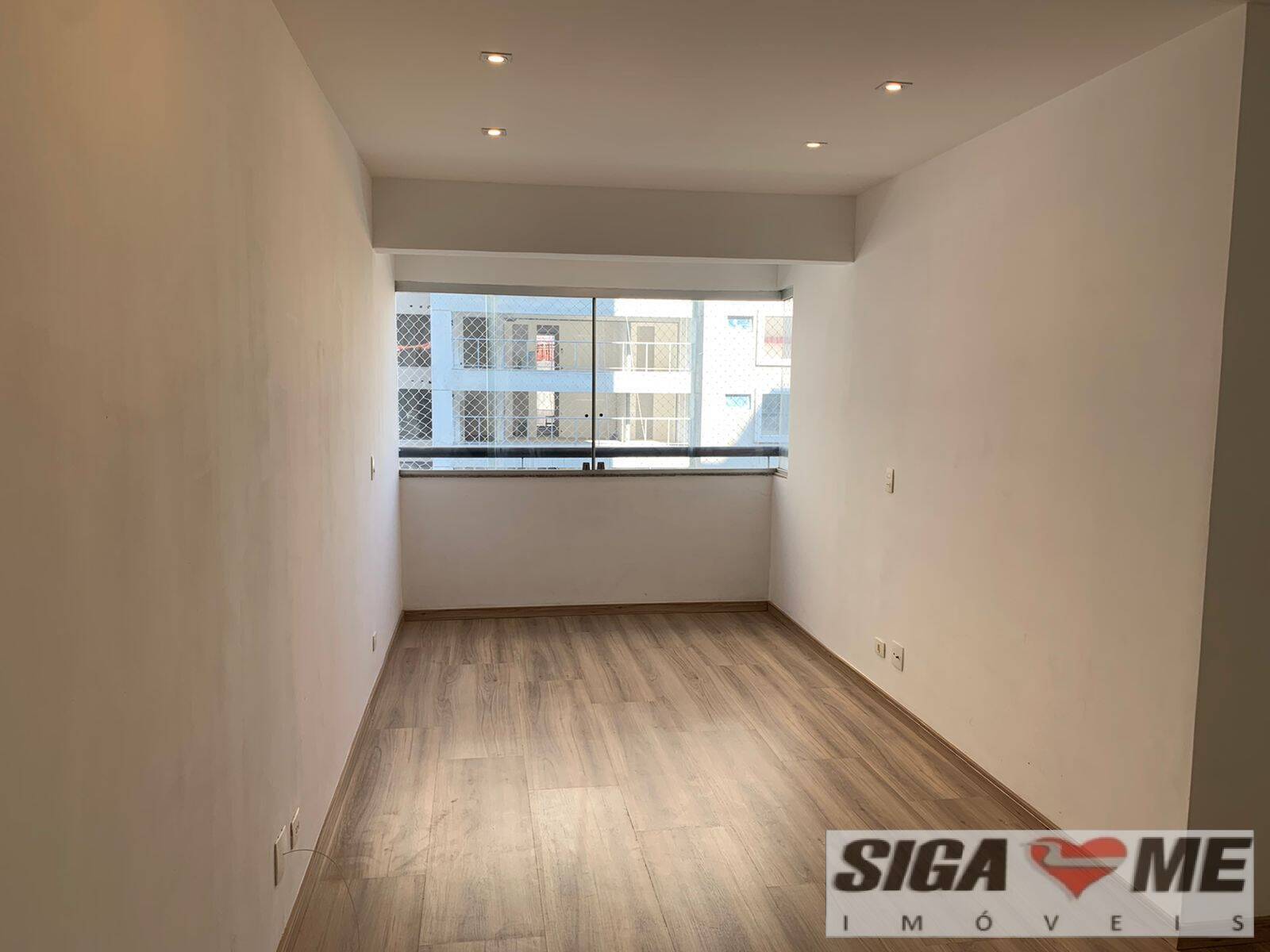 Apartamento para alugar com 2 quartos, 70m² - Foto 18