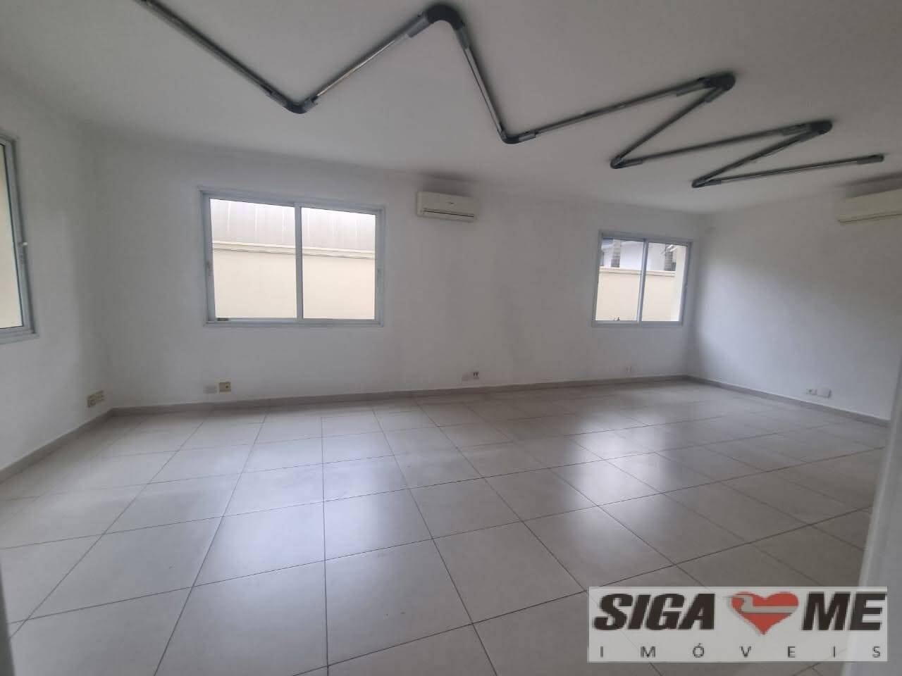 Casa à venda e aluguel com 1 quarto, 411m² - Foto 21