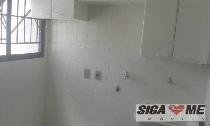 Apartamento para alugar com 2 quartos, 110m² - Foto 6