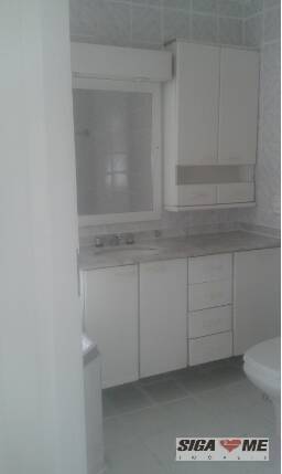 Apartamento para alugar com 2 quartos, 110m² - Foto 9