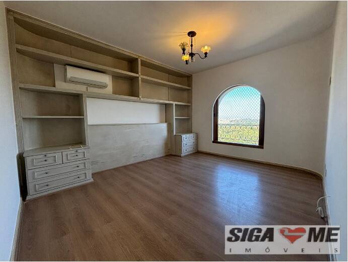 Apartamento à venda com 2 quartos, 218m² - Foto 1