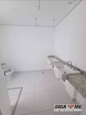 Apartamento à venda com 3 quartos, 173m² - Foto 4