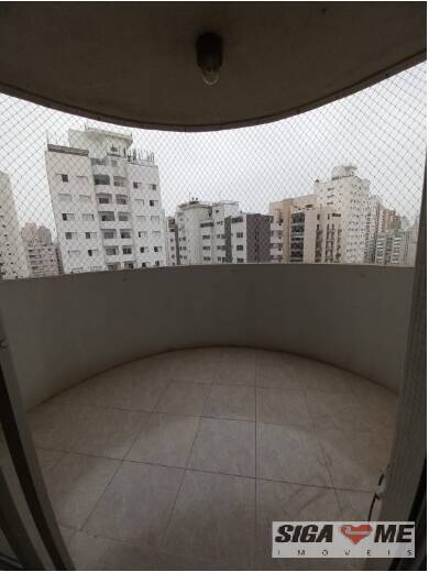 Apartamento à venda com 3 quartos, 117m² - Foto 11