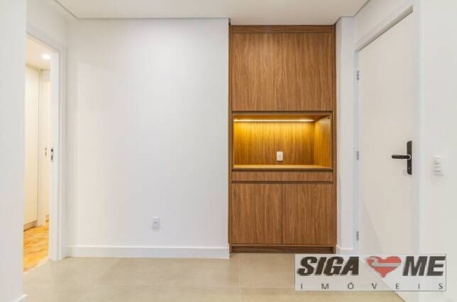 Apartamento à venda com 3 quartos, 143m² - Foto 6