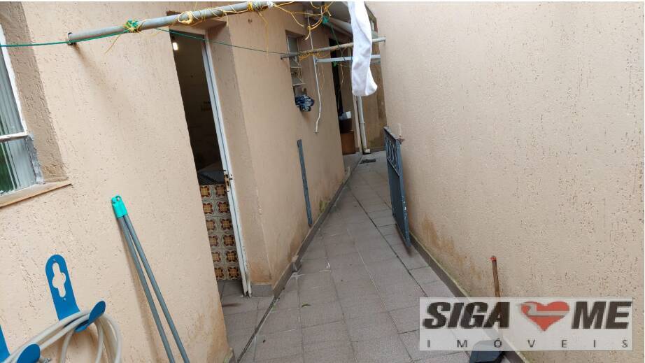 Casa à venda com 3 quartos, 250m² - Foto 15