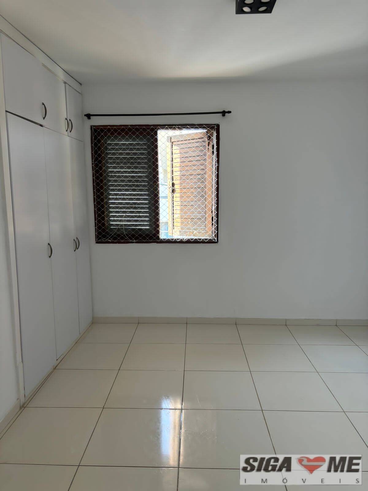 Apartamento para alugar com 1 quarto, 157m² - Foto 2