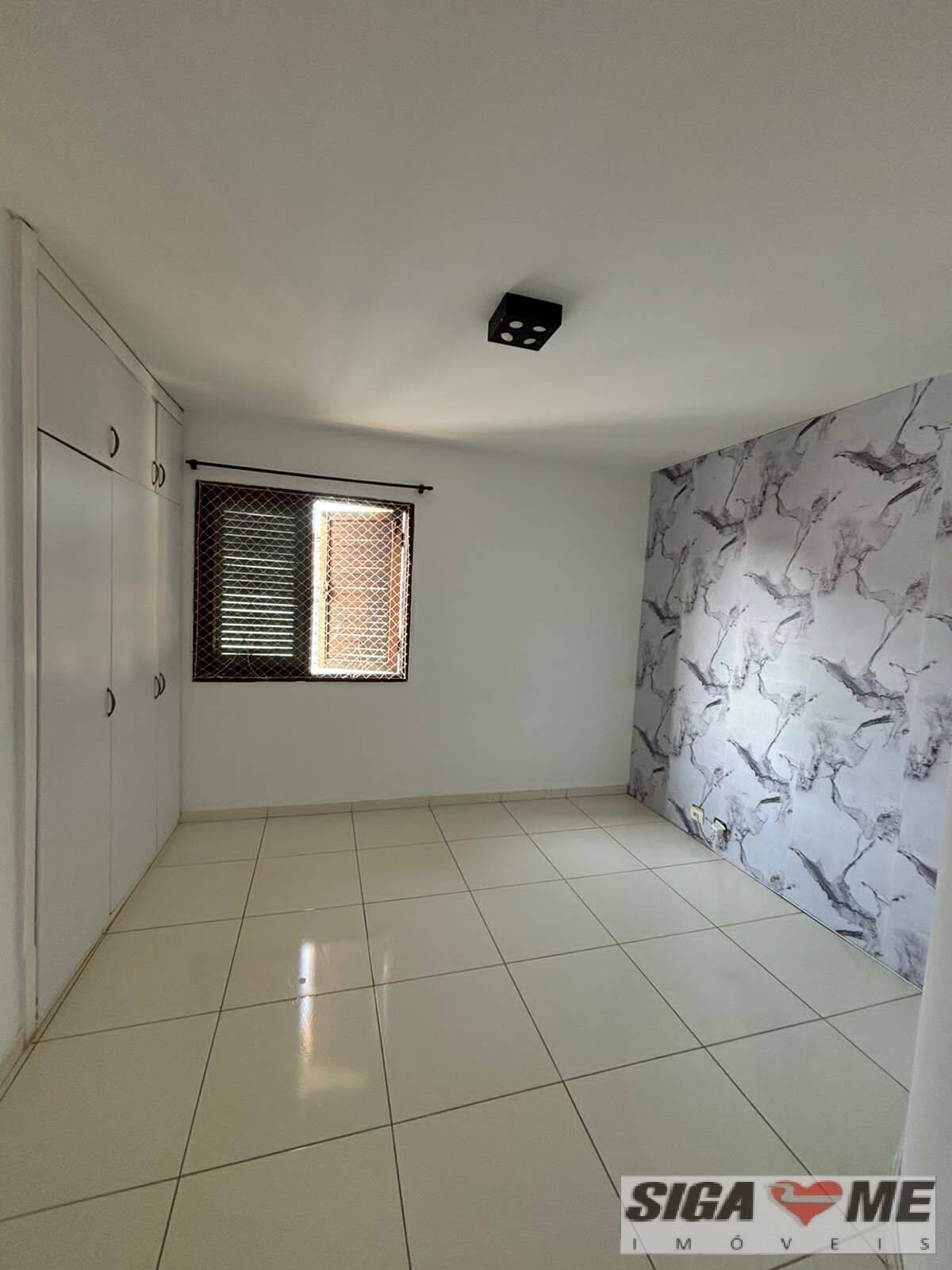 Apartamento para alugar com 1 quarto, 157m² - Foto 5