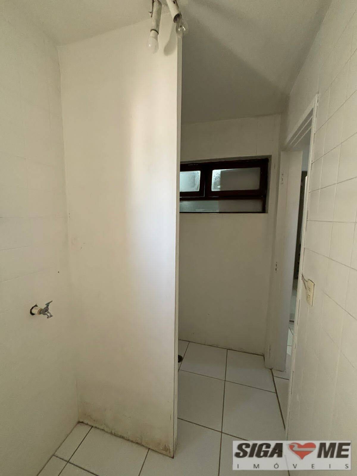 Apartamento para alugar com 1 quarto, 157m² - Foto 8