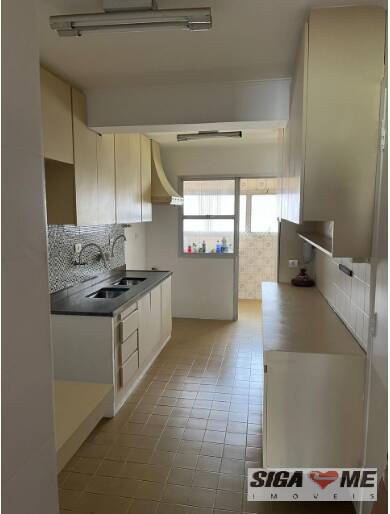 Apartamento para alugar com 4 quartos, 148m² - Foto 7