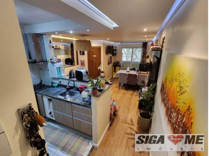 Apartamento à venda com 3 quartos, 70m² - Foto 1