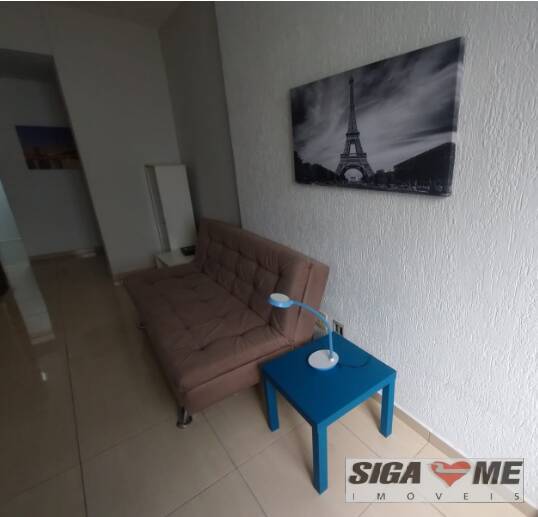 Apartamento à venda com 2 quartos, 67m² - Foto 2