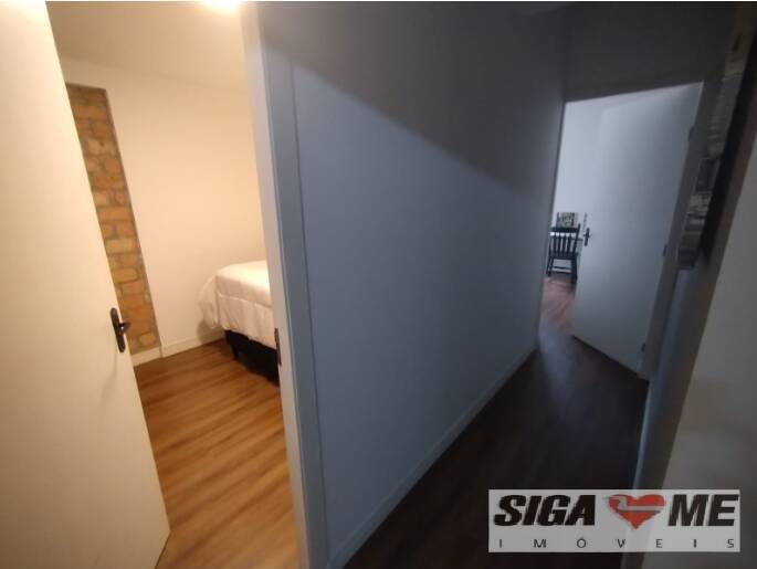 Apartamento à venda com 2 quartos, 67m² - Foto 4