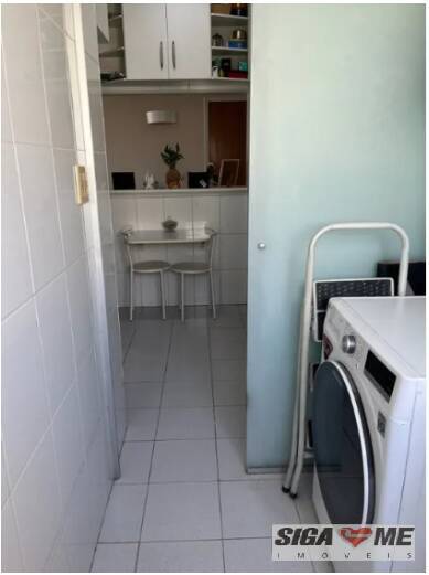 Apartamento à venda com 2 quartos, 61m² - Foto 3