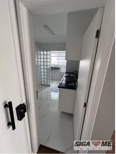 Apartamento à venda com 3 quartos, 79m² - Foto 3