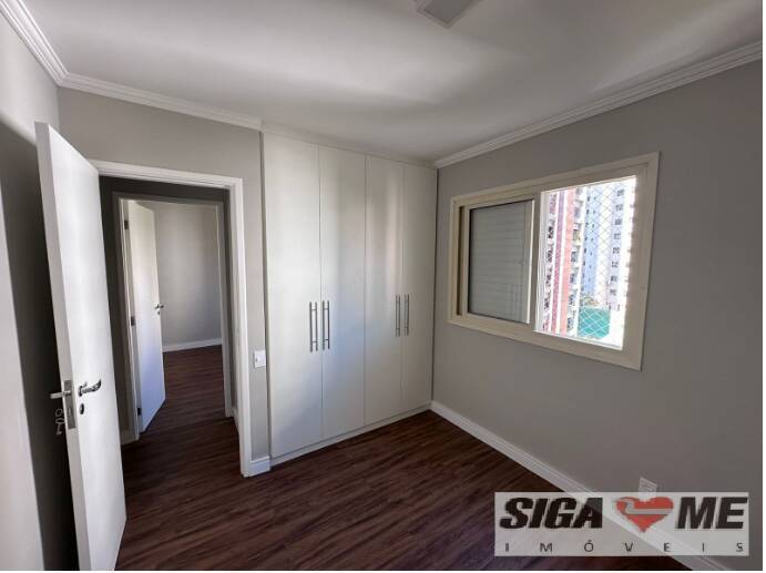 Apartamento à venda com 3 quartos, 79m² - Foto 4