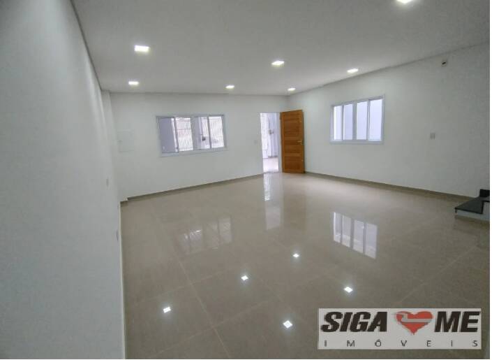 Casa à venda com 4 quartos, 202m² - Foto 1