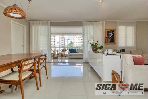 Apartamento à venda com 3 quartos, 141m² - Foto 1