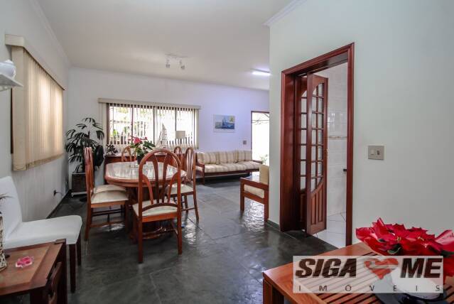 Casa à venda com 3 quartos, 270m² - Foto 3