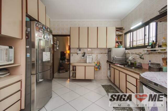 Casa à venda com 3 quartos, 270m² - Foto 6