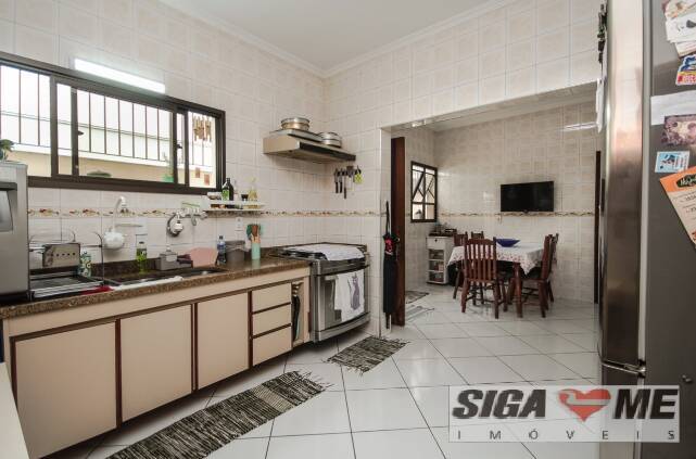 Casa à venda com 3 quartos, 270m² - Foto 7