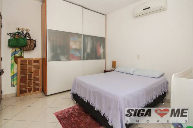 Casa à venda com 3 quartos, 270m² - Foto 13