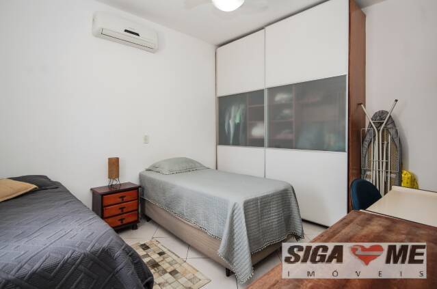 Casa à venda com 3 quartos, 270m² - Foto 19