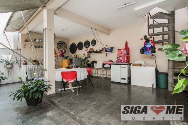 Casa à venda com 3 quartos, 270m² - Foto 25