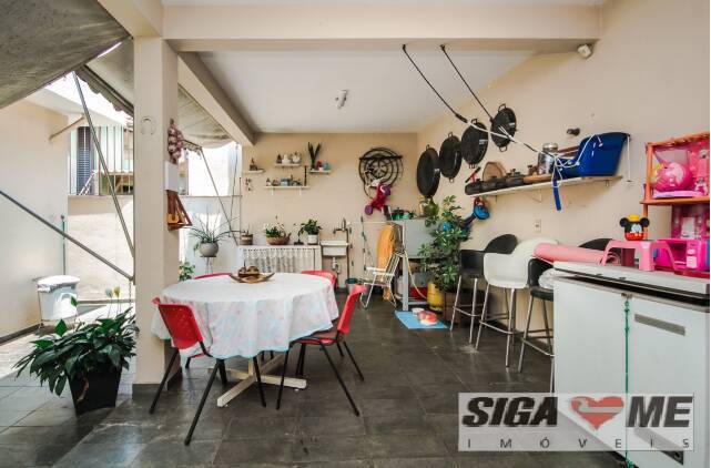 Casa à venda com 3 quartos, 270m² - Foto 24