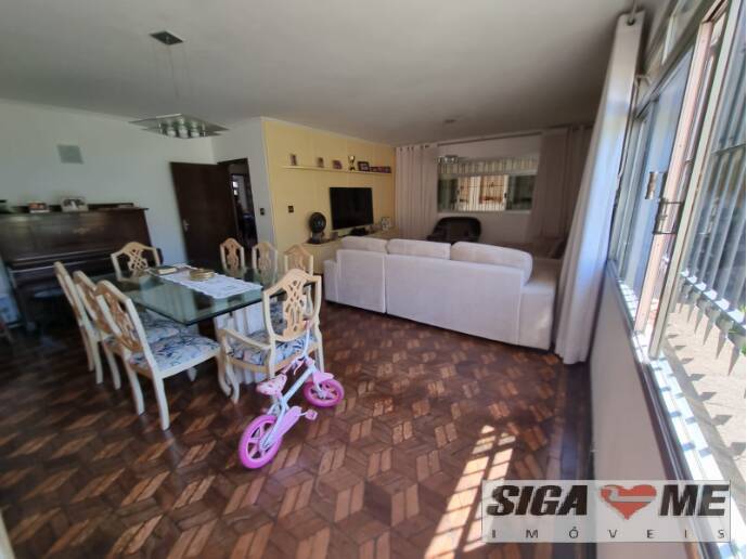 Casa à venda com 5 quartos, 300m² - Foto 10